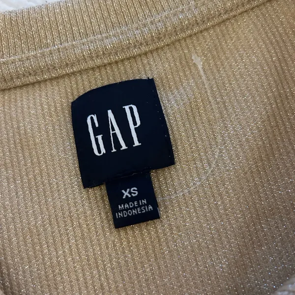 GAP Women's gold Crew Neck Top - Image 3