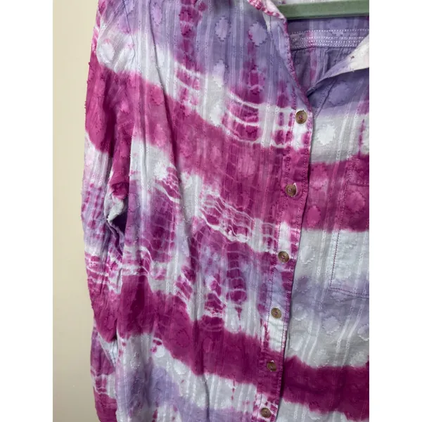 Pilcro Janesse Tie-Dye Button down‎ Shirt Sz M 100% Cotton Pink White Purple - Image 4