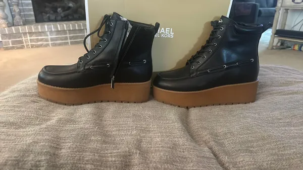 Michael Kors Kenny Bootie - Image 4