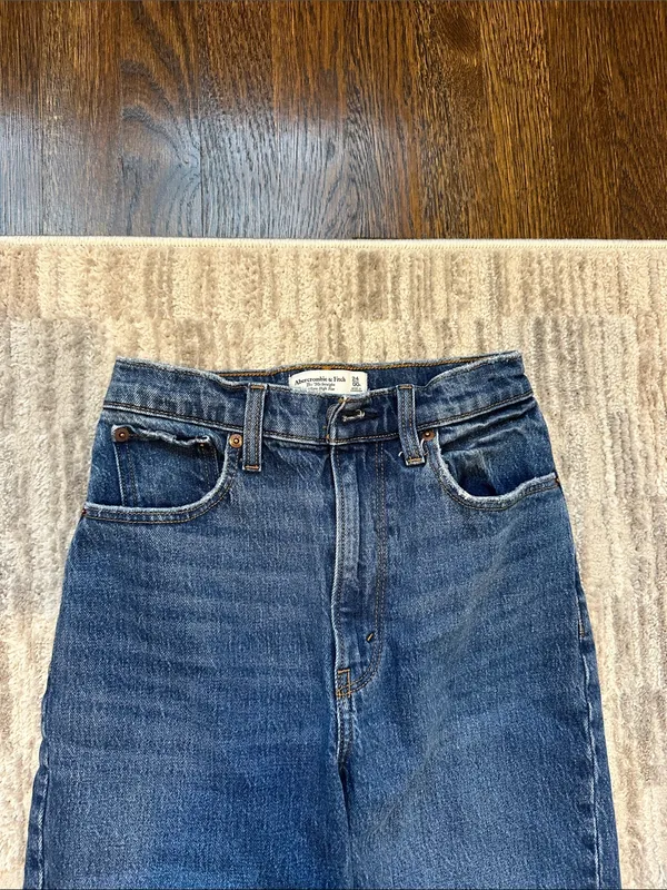 Abercrombie Straight Leg Jeans - Image 2