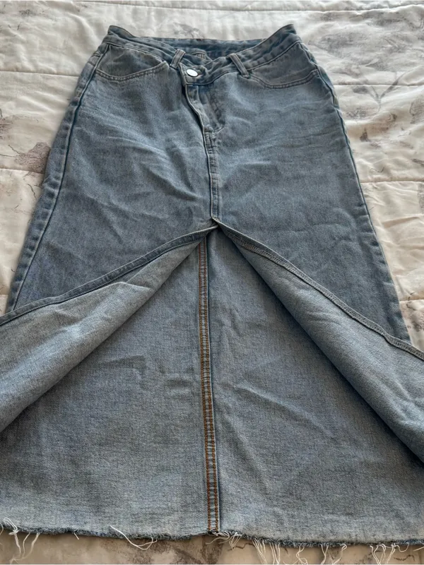 High-Rise Light Blue Denim Maxi Skirt with Front Slit, size XS western casual - Image 9