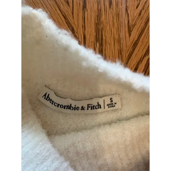 Abercrombie & Fitch Cream Eyelash Boucle Mock Neck Wide Sleeve Sweater Small NEW - Image 5