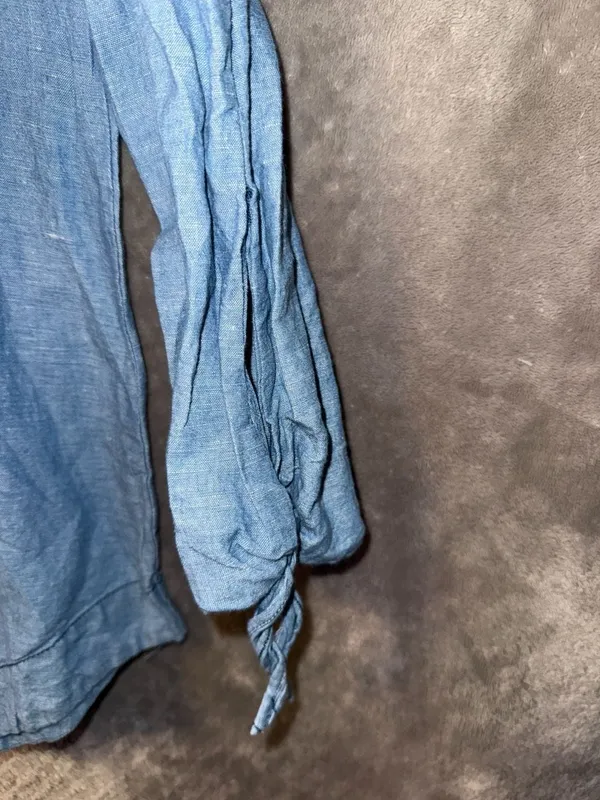 Free People Show Me Some Shoulder Chambray Linen Blend Off-The-Shoulder Top - Image 3