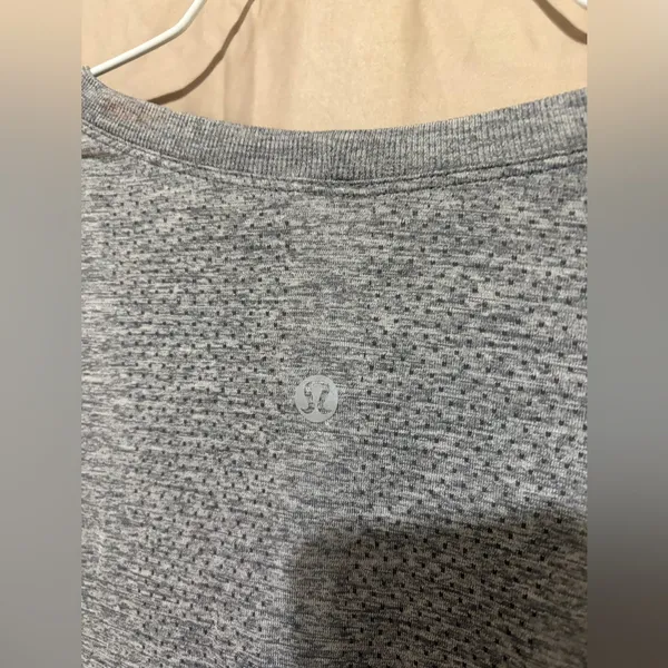 Lululemon swiftly long sleeve - Image 3