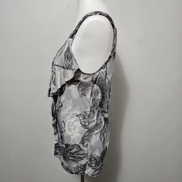 NY&CO Gray Floral Ruffle Tank Top Large Feminine Elegant Romantic Polished Work - Image 3