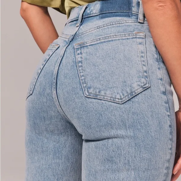 Abercrombie & Fitch Curve Love Ultra High Rise 90s Straight Jean Size 26 2L NWOT - Image 6