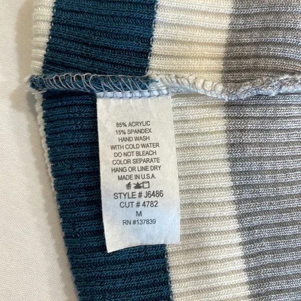 WINDSOR off the shoulder striped crop sweater  Size Medium - Image 6