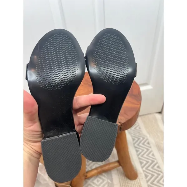 STEVE MADDEN Irene Sandals Size 5.5M Black Patent Leather Block Heel Classic - Image 6