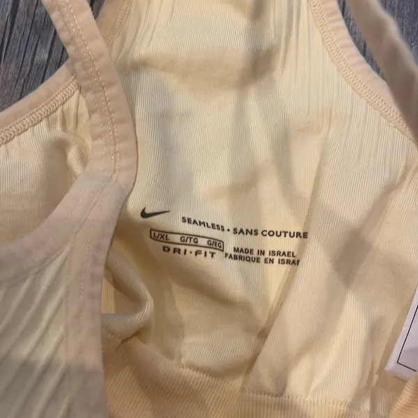 Nike butter Yellow Ribbed tank - Image 4