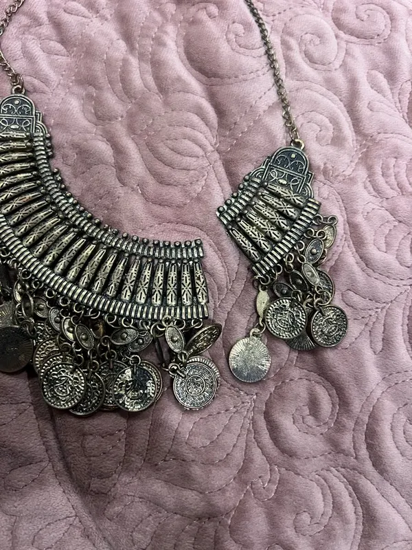 Handmade Silver Coin Bib Necklace - Women Jewelry - Image 3