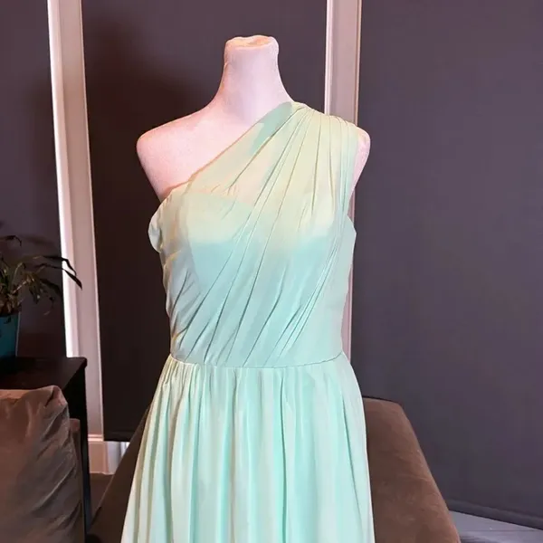 Women’s Green Chiffon One Shoulder Bridesmaid Dress Zip Up Back Size 6 - Image 2