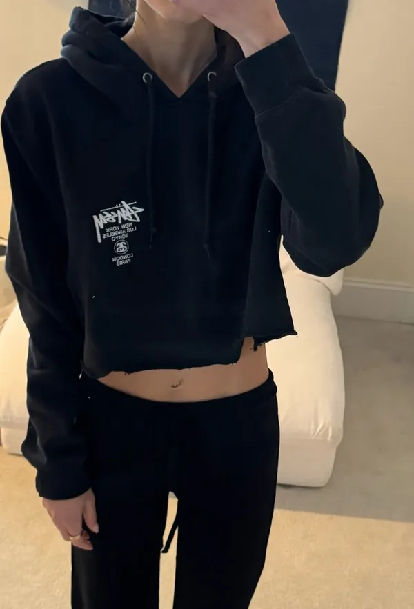 Stüssy Black Cropped Hoodie - Image 2