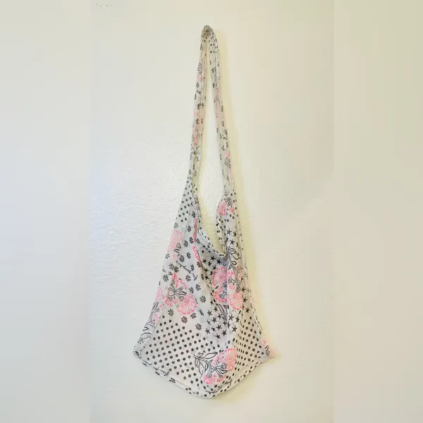 Free‎ People Cream Shoulder Tote with Pink Floral Accents - Image 4