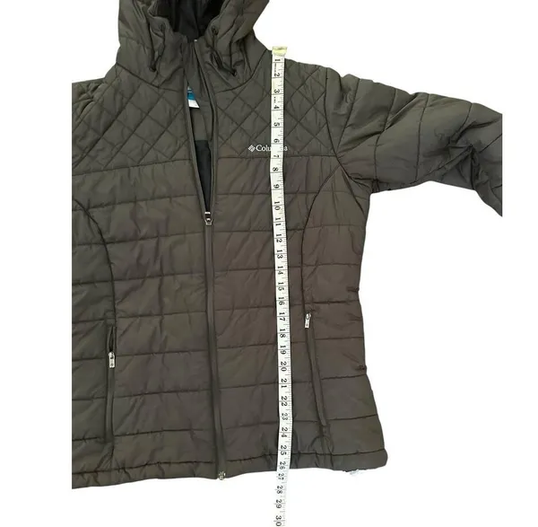 Columbia Women's Black Lightweight Puffer Jacket with Pockets and Logo Medium - Image 4