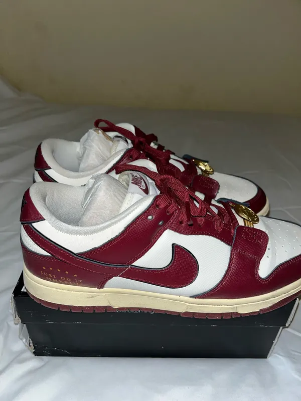 Nike Dunk Low Sneakers - Image 2
