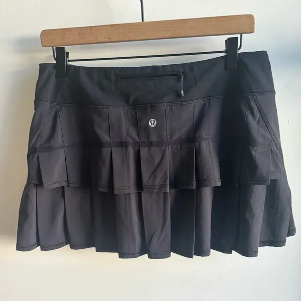 Lululemon Pace Setter black Skirt‎ 8 Athleisure workout yoga pickleball coastal - Image 3