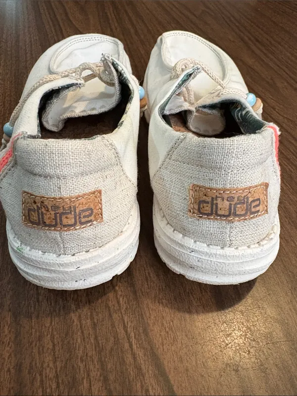 Hey Dude Size 8 Wendy Natural Salt White Canvas Slip On Boat Shoes Beaded Laces - Image 3