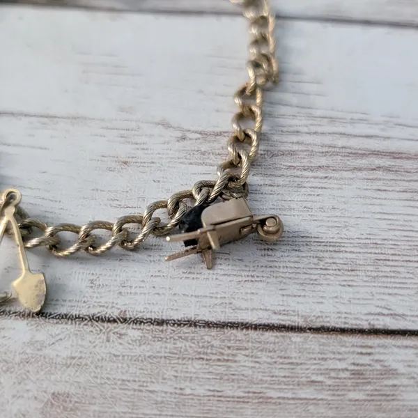 Vintage Bracelet - Gold Tone with Gardening Charms - Tarnished - Image 5