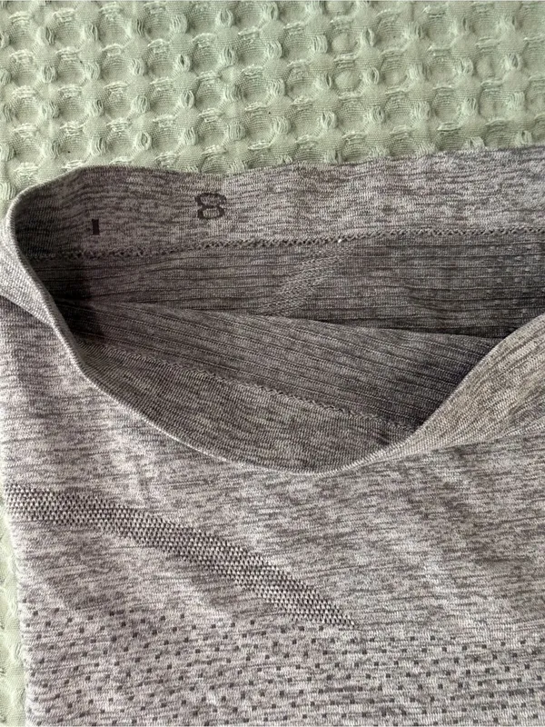 Lululemon Swiftly Tech Racerback‎ Tank size 8 - Image 3