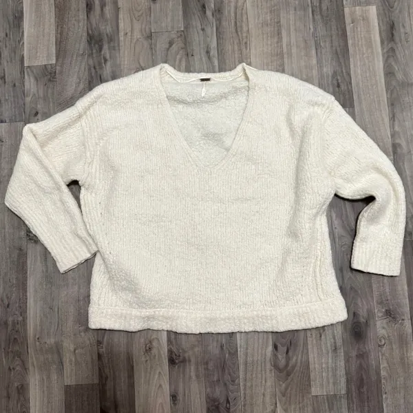 Free People Lofty Off White Alpaca Blend Cozy V-Neck Pullover Sweater M - Image 4