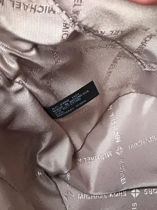 Michael Kors Set - Image 11