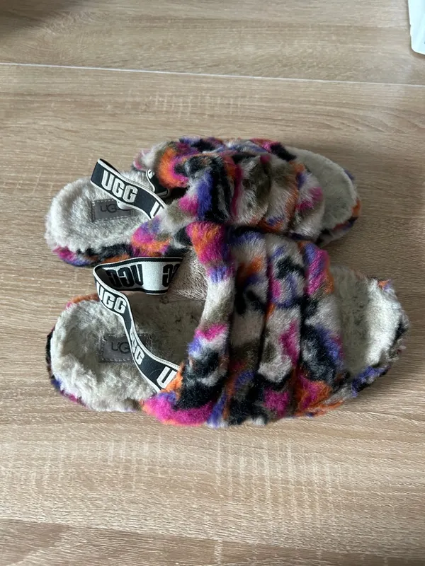 UGG Multicolor Faux Fur Slide Slippers in Cream, Pink & Orange - Image 3
