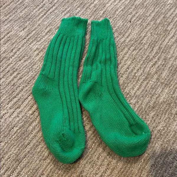 Emerald Green Women's Ribbed Socks - Image 2