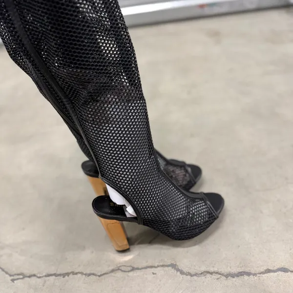 Bamboo Spotlight Black Mesh Over The Knee Boots Gold Block Heel Peep Toe Size 9 - Image 6