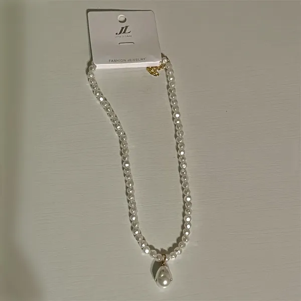 White Pearl Beaded Fashion Necklace with Teardrop Pendant - Image 4