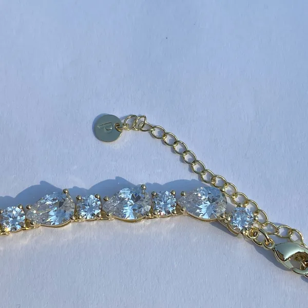 ⚜️💎 New Pavoi 18” 14K Yellow Gold Plated Clear Sparkling Cubic Zirconia Crystal Pendant Tennis Necklace 💎⚜️ - Image 9