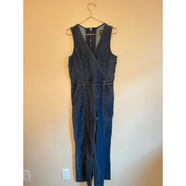 Guess‎ Jumpsuit Women Large Blue Denim Wrap Wide Leg Sleeveless V-Neck Casual - Image 3