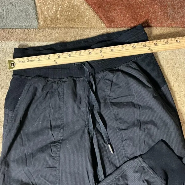 Lululemon‎ Dance Studio Jogger Black Women Sz 4 Ribbed Waistband Activewear Yoga - Image 2