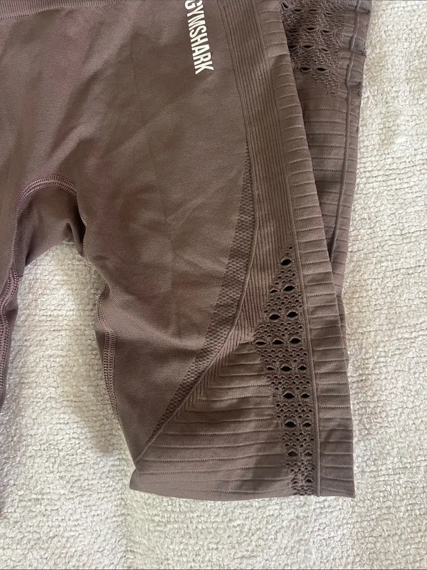 Gymshark Brown/Mauve Seamless High-Waist Leggings with Laser-Cut Panels - Image 3
