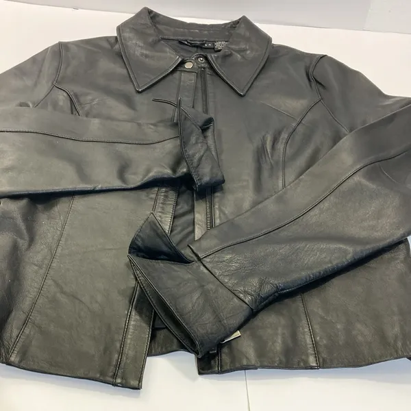 Attention Women’s leather jacket  L - Image 15