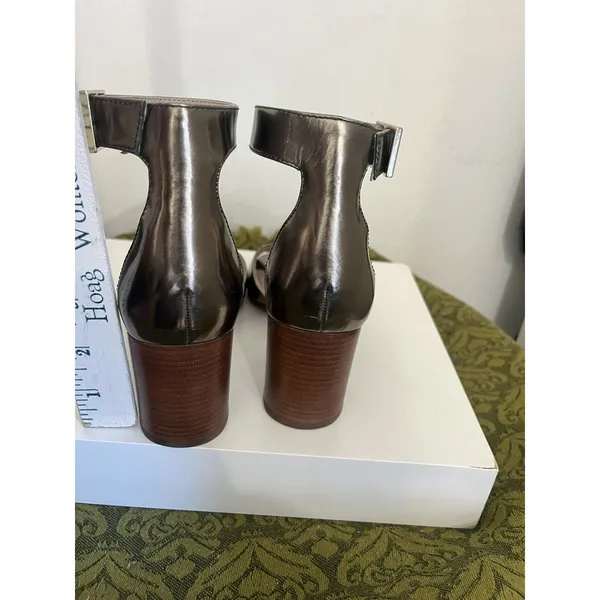 Louise Et Cie Women's Lo-Karisa Metallic Bronze Heels Sandals Size 7 1/2 us - Image 2