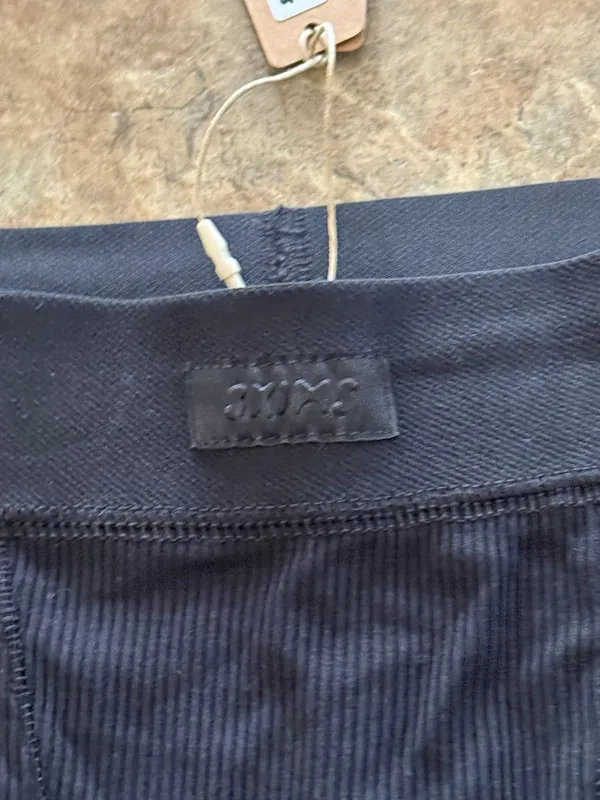 Skims Soft Lounge Boxer Onyx Size Small - Image 5
