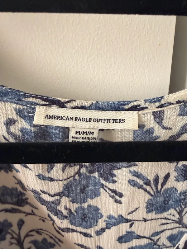 American Eagle Crop Top - Image 2