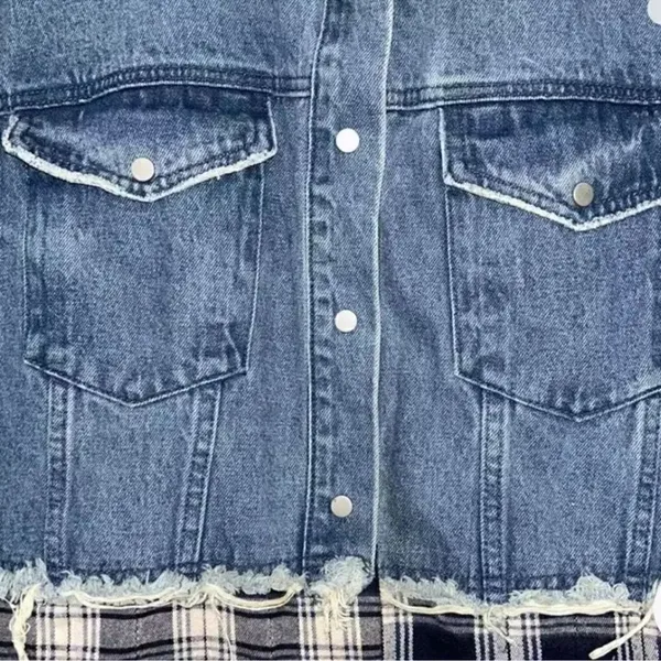 Misguided Oversized Blue Denim
Jacket(Size 6) - Image 6