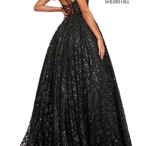 Sherri Hill Prom - Image 2