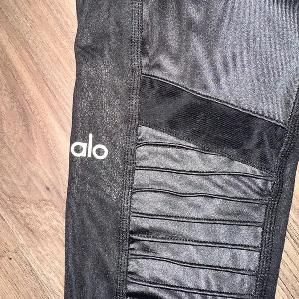 ALO Yoga Moto Leggings High Waist‎ Black Moto Panel Detail Athleisure Small - Image 8