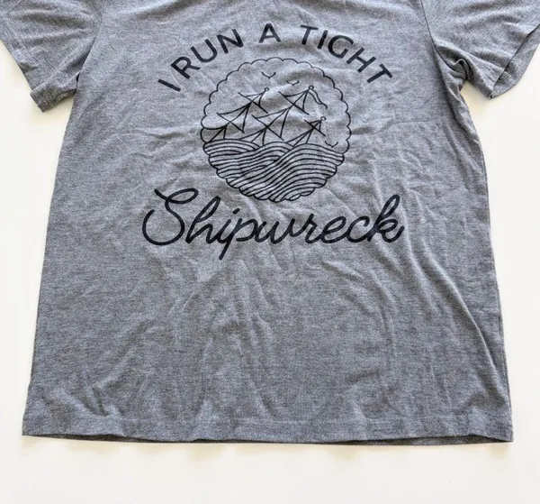 SHESHOW Shipwreck Tee size medium - Image 4