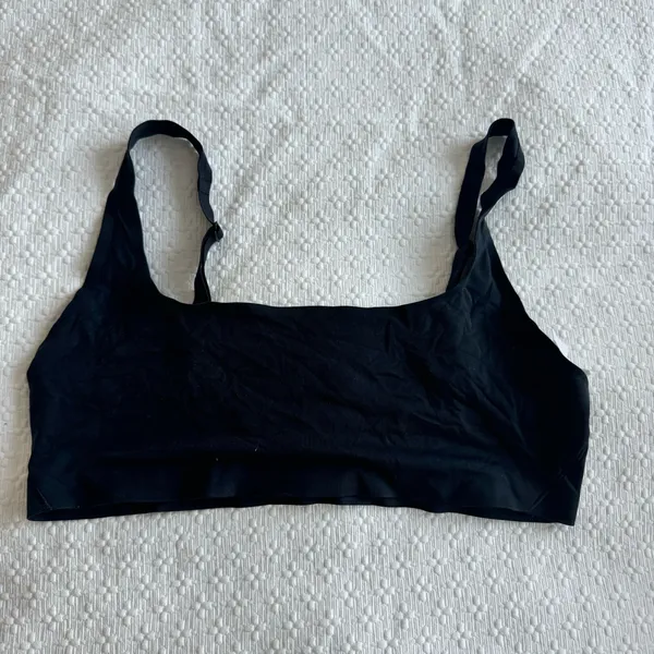 Lululemon Wundermost Ultra-Soft Nulu Scoop-Neck Bralette A-D Cups in Black | Size 8 - Image 2