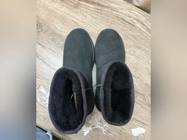 UGG® Classic Mini II Boots in black size 11 NWOB - Image 9