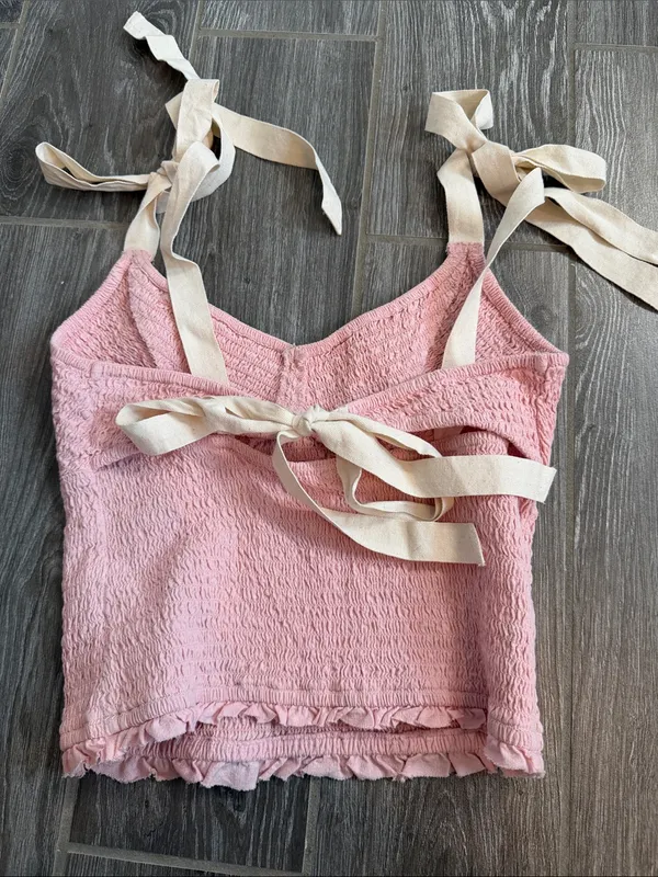 Free People Pink Smocked linen Tie-Shoulder Cropped camisole Top size small EUC - Image 2