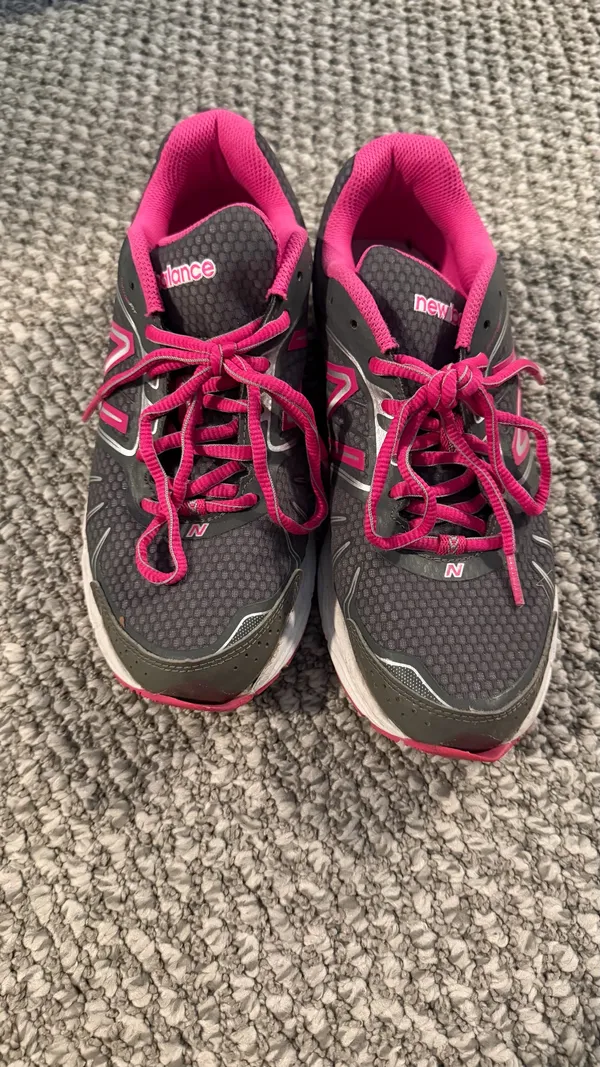 New Balance Women's Charcoal and Hot Pink Ribbon Awareness Running Sneakers - Image 2
