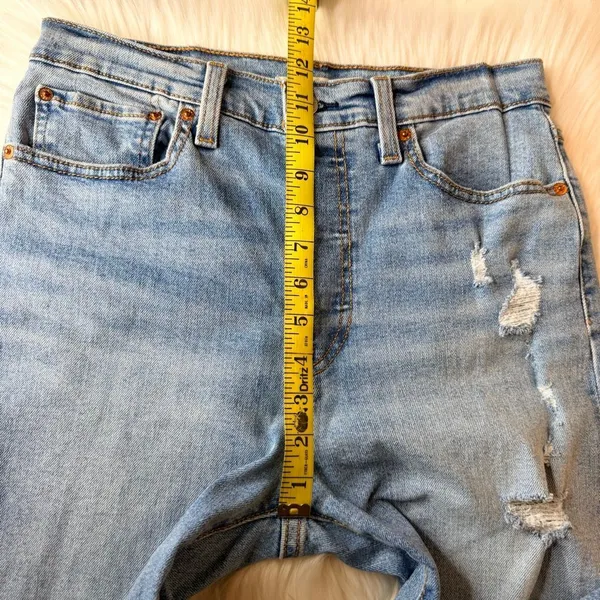 Levi's Wedgie Straight Button Fly Distressed Jeans Size 27 - Image 9