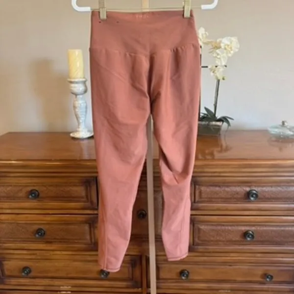 Abercrombie & Fitch YPB sculptLUX 7/8 Leggings Copper Size Small - Image 5