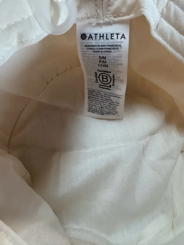 Athleta Women’s faux fur hat - Image 2