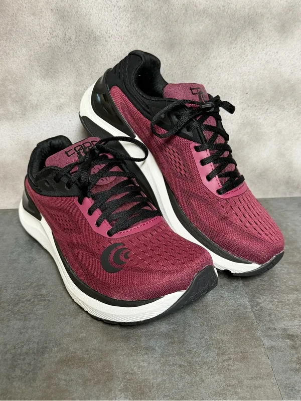 Topo Athletic Ultrafly 3 Women's Burgundy Running Shoes Size 7.5 - Image 12