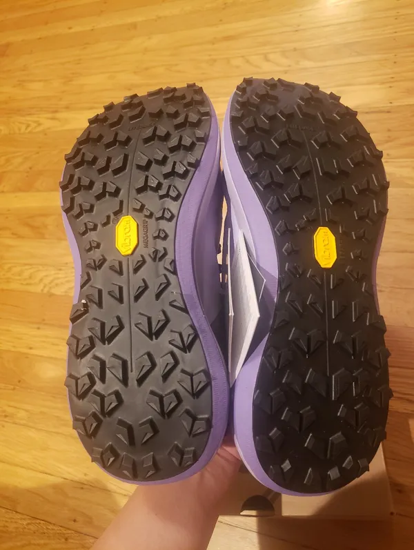 ARC’TERYX SYLAN PRO Aster Purple Shoe Womens Size 9 Vibram Megagrip Athletic - Image 6